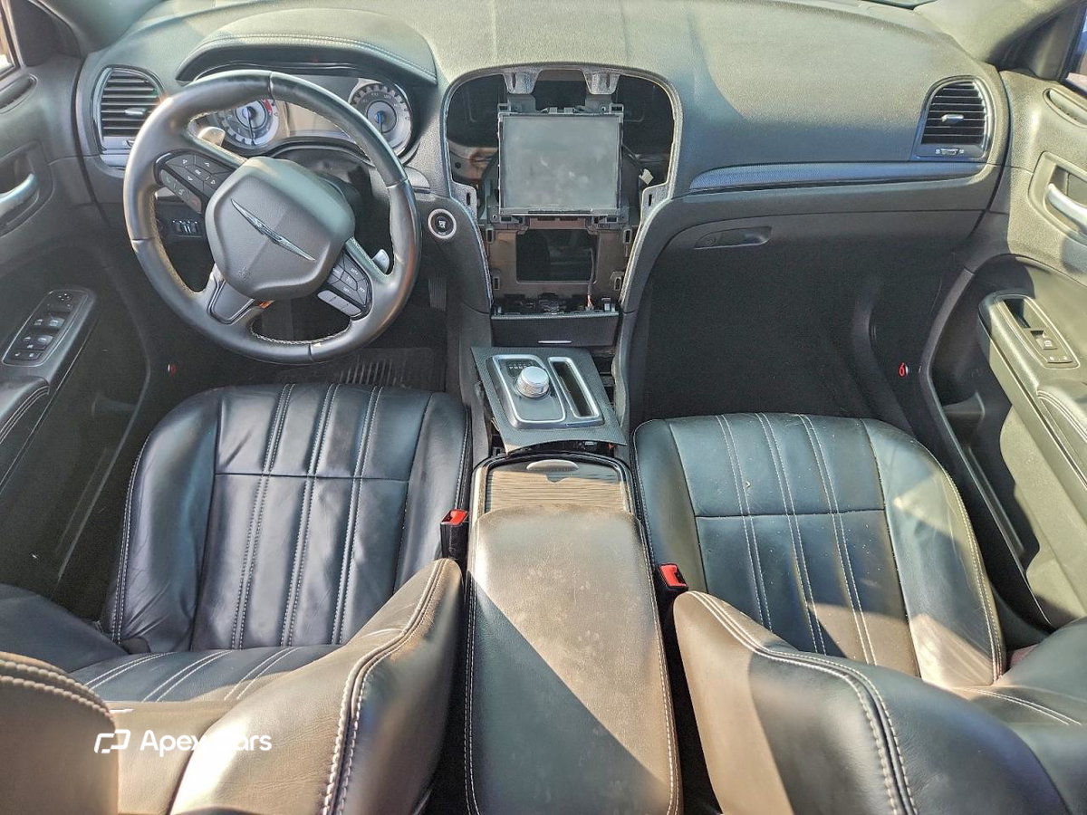 Chrysler 300 2016