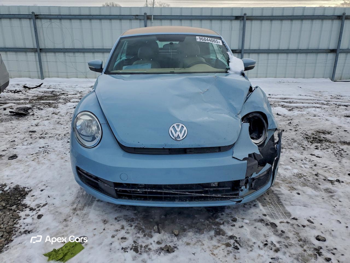 Volkswagen Beetle 2015