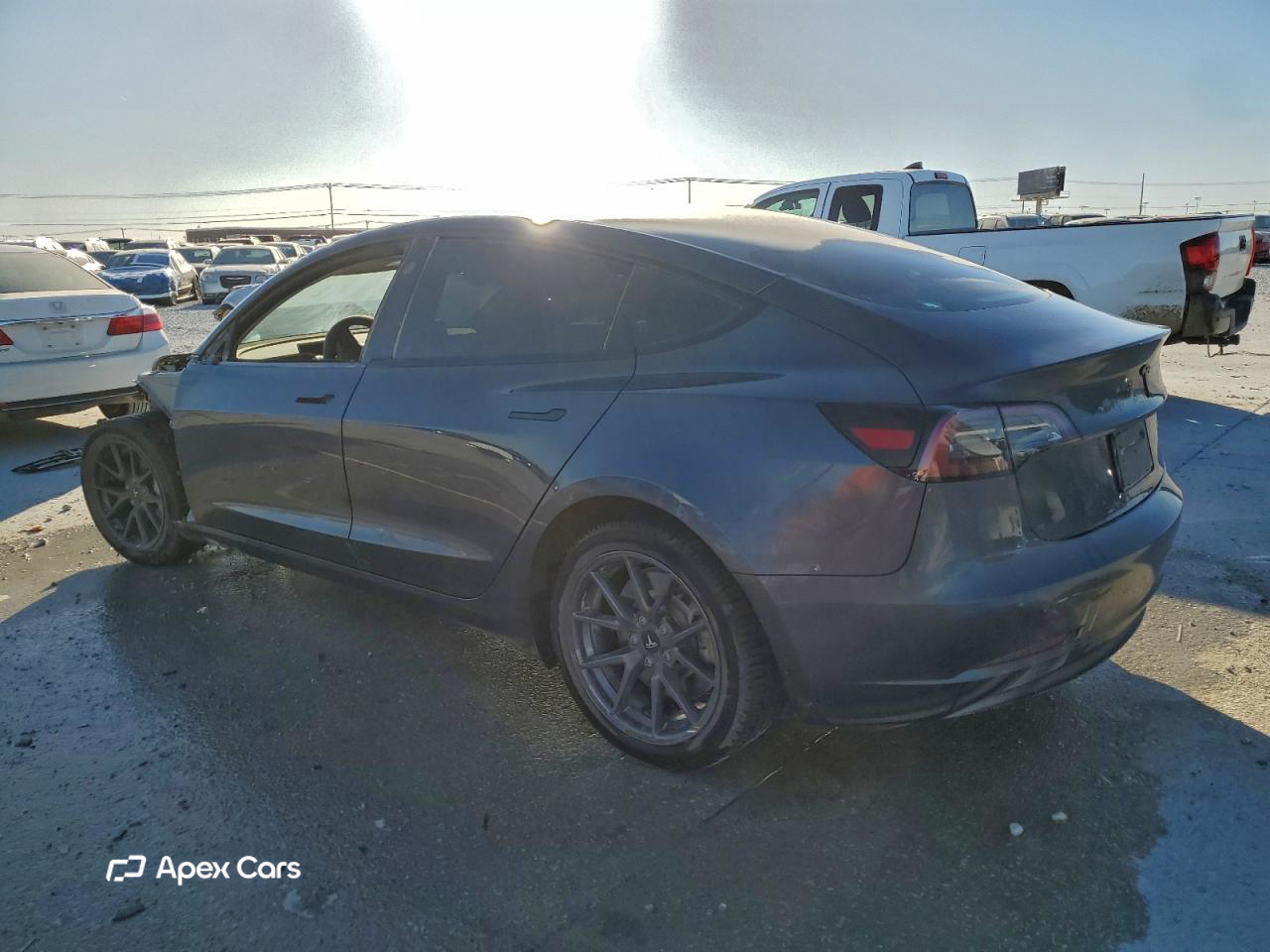 Tesla Model 3 2023