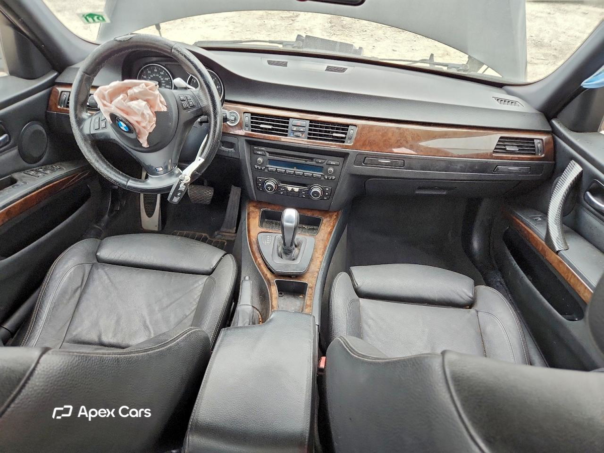 BMW Series 3 2010