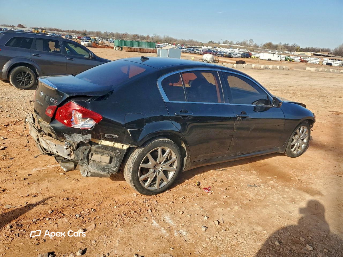 Infiniti G 2010