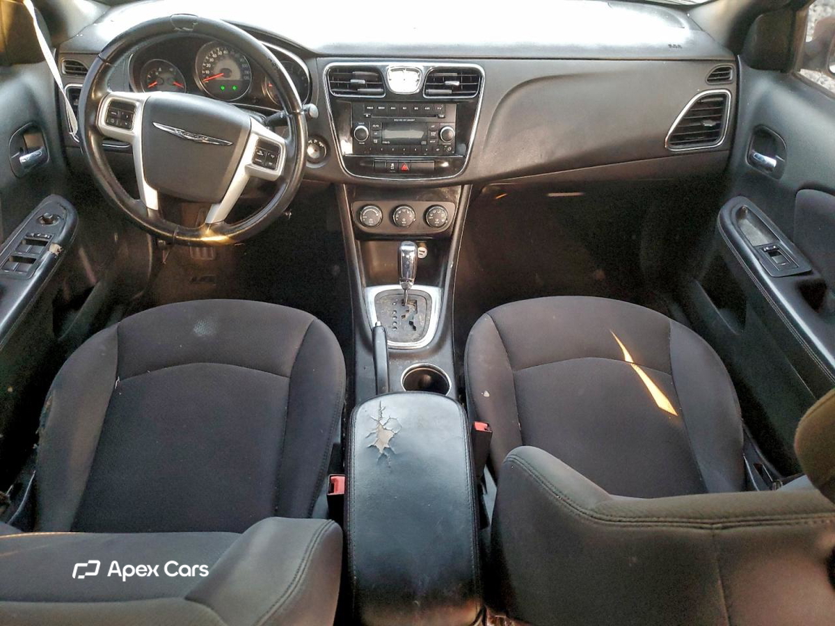 Chrysler 200 2013