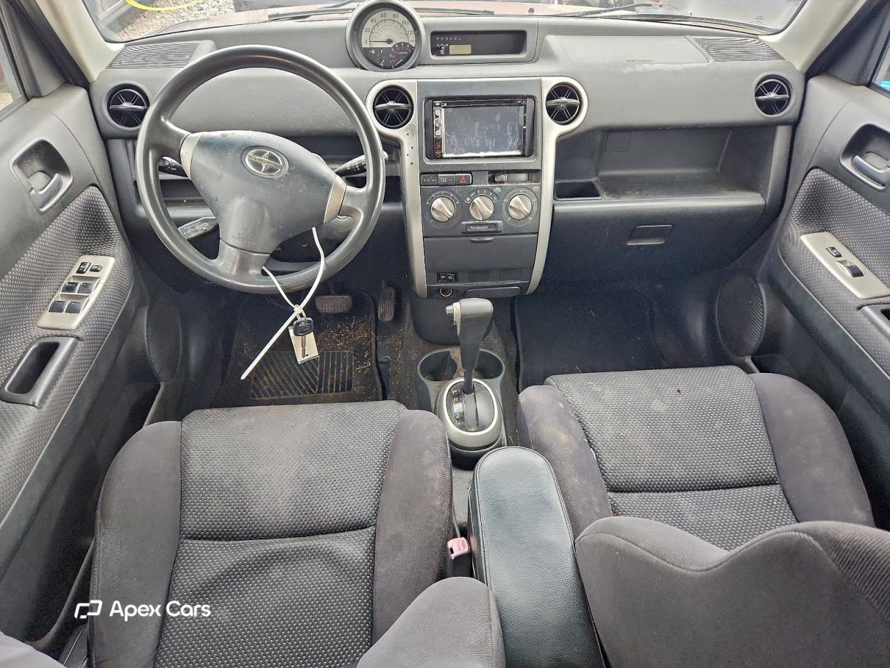 Toyota  2005