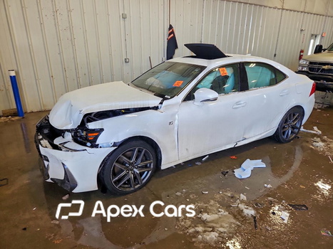 Lexus IS 2017 - Image 1 of 13