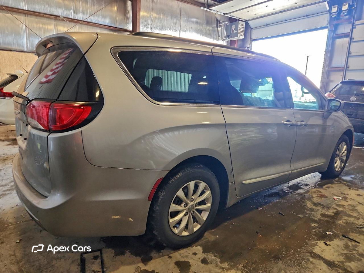 Chrysler Pacifica 2017