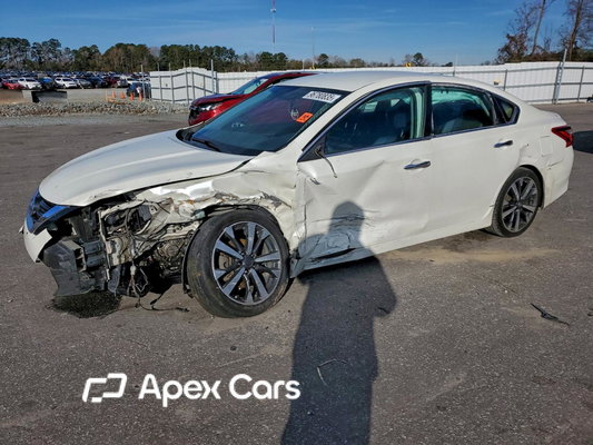 Nissan Altima 2016 - Image 1 of 13