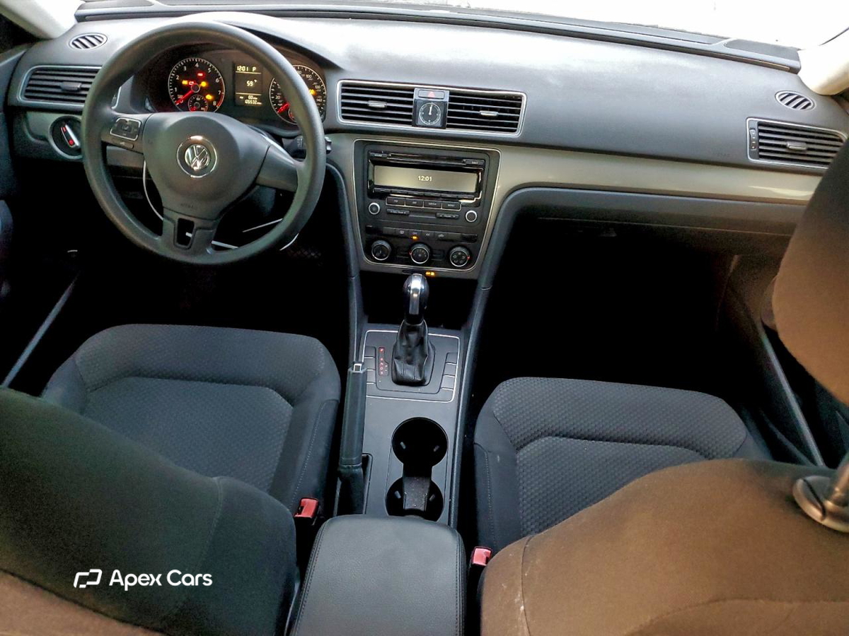 Volkswagen Passat 2013