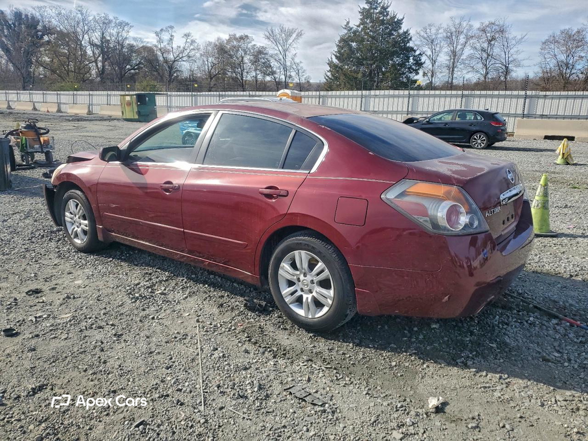 Nissan Altima 2012
