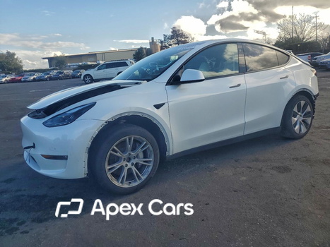 Tesla Model Y 2023 - Zdjęcie 1 z 13