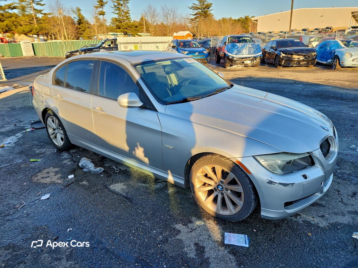 BMW Series 3 2011