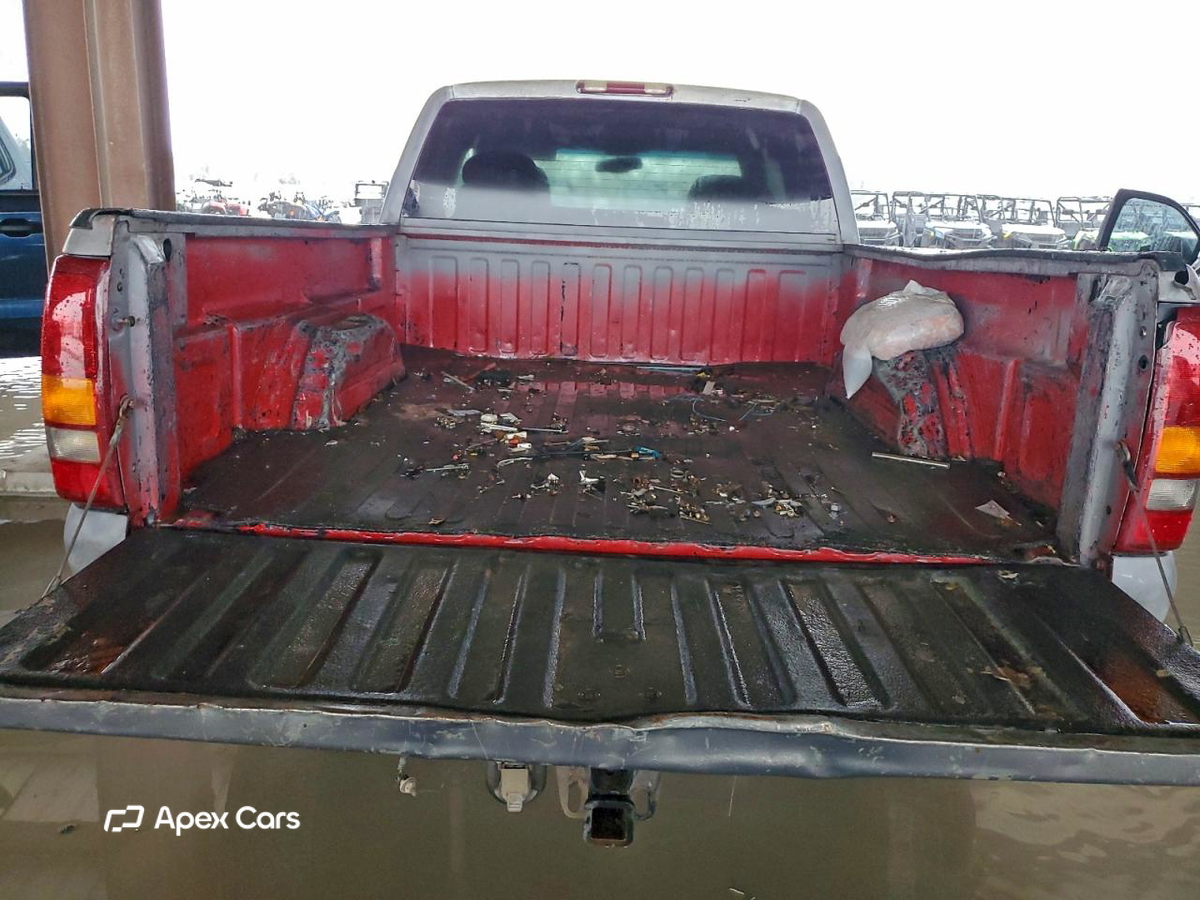 Chevrolet Silverado 2003