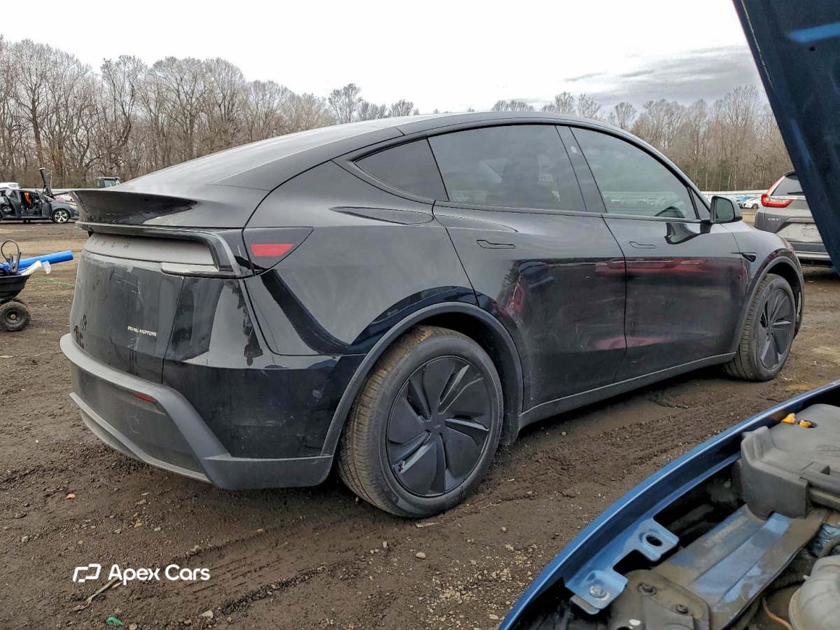 Tesla Model Y 2026