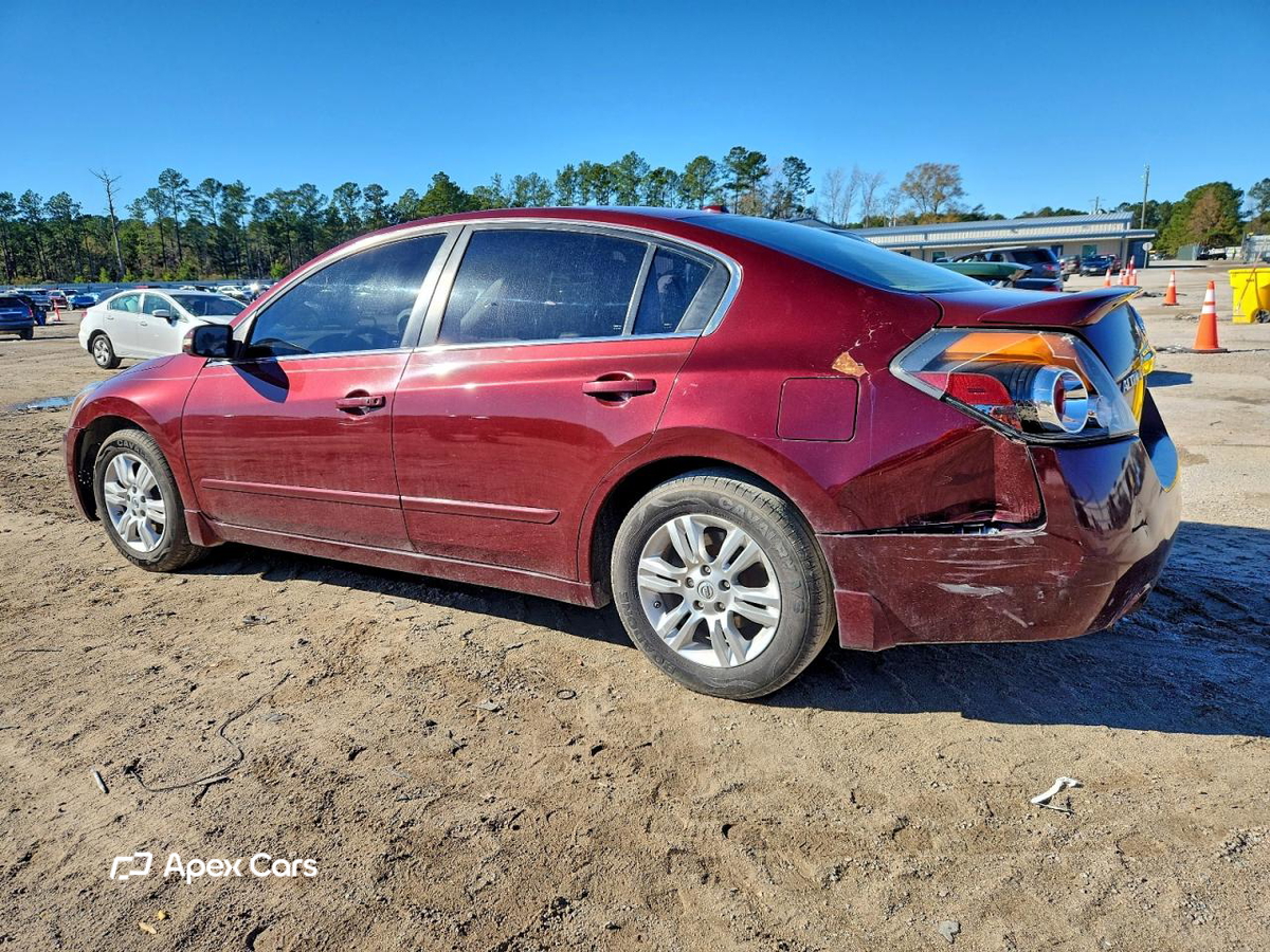 Nissan Altima 2011