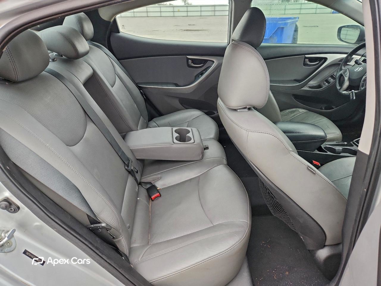 Hyundai Elantra 2013
