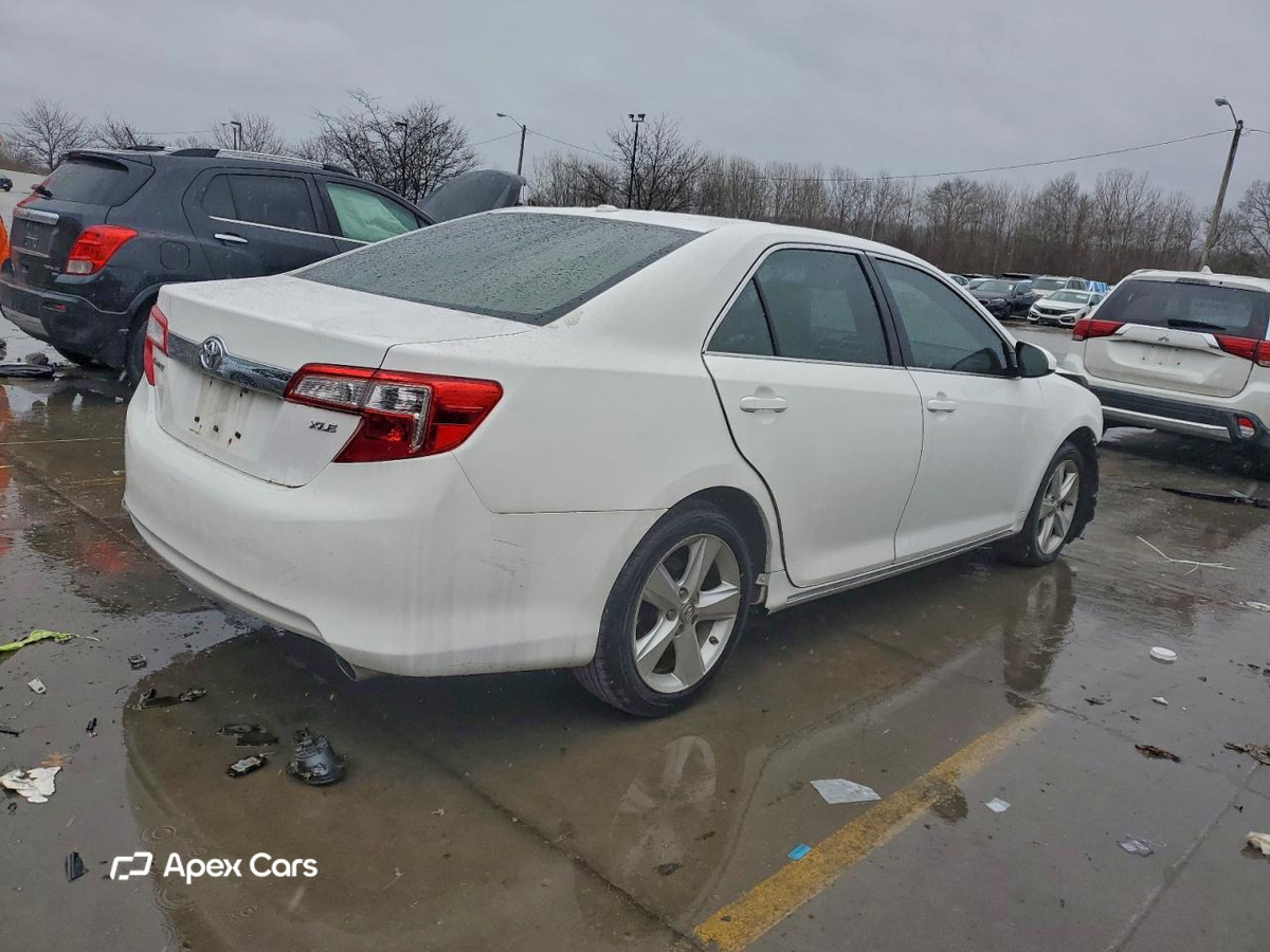 Toyota Camry 2012