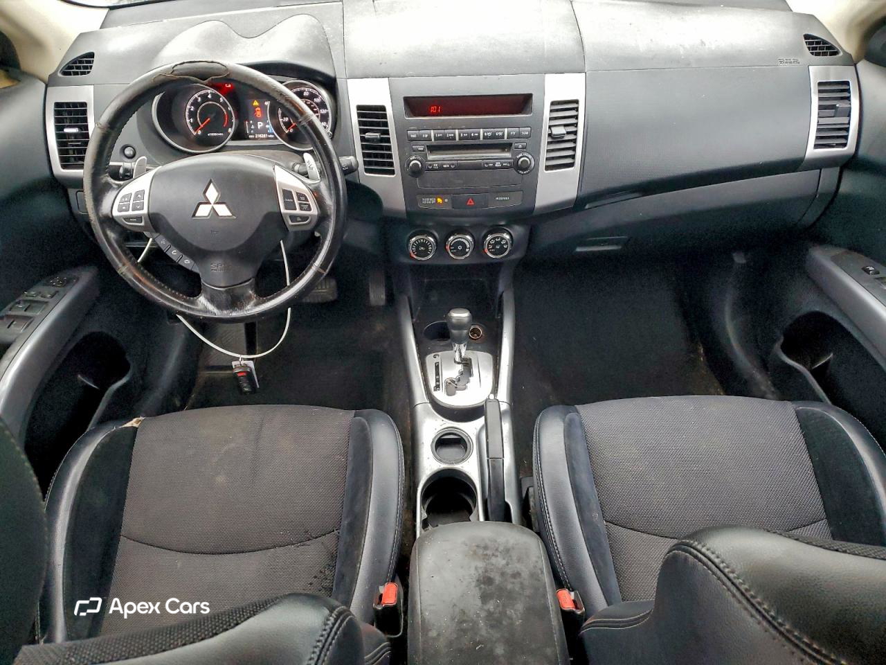 Mitsubishi Outlander 2013