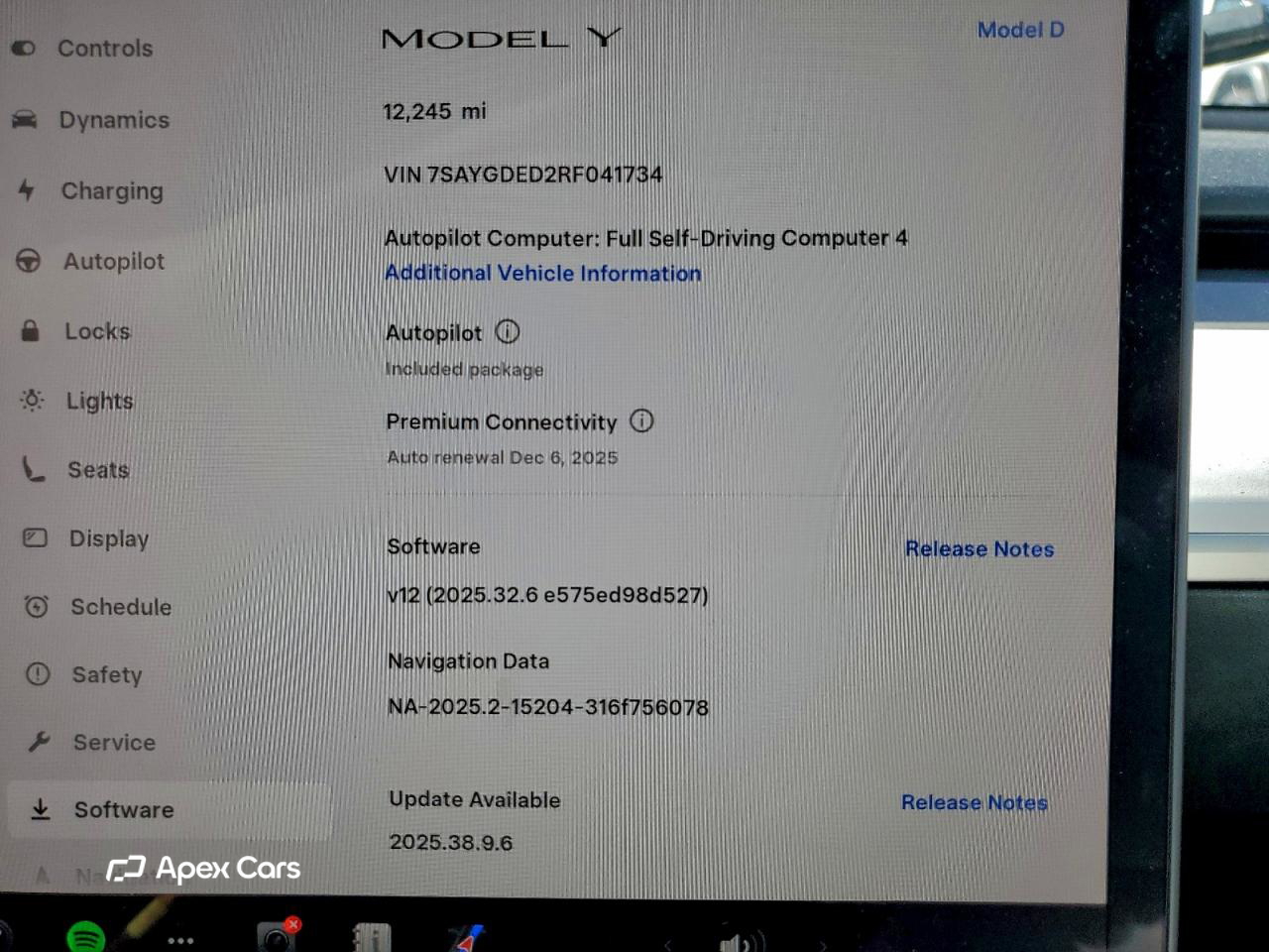 Tesla Model Y 2024