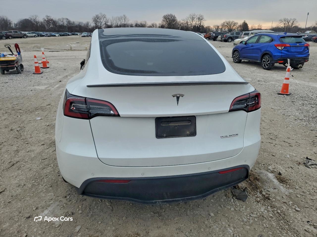 Tesla Model Y 2022