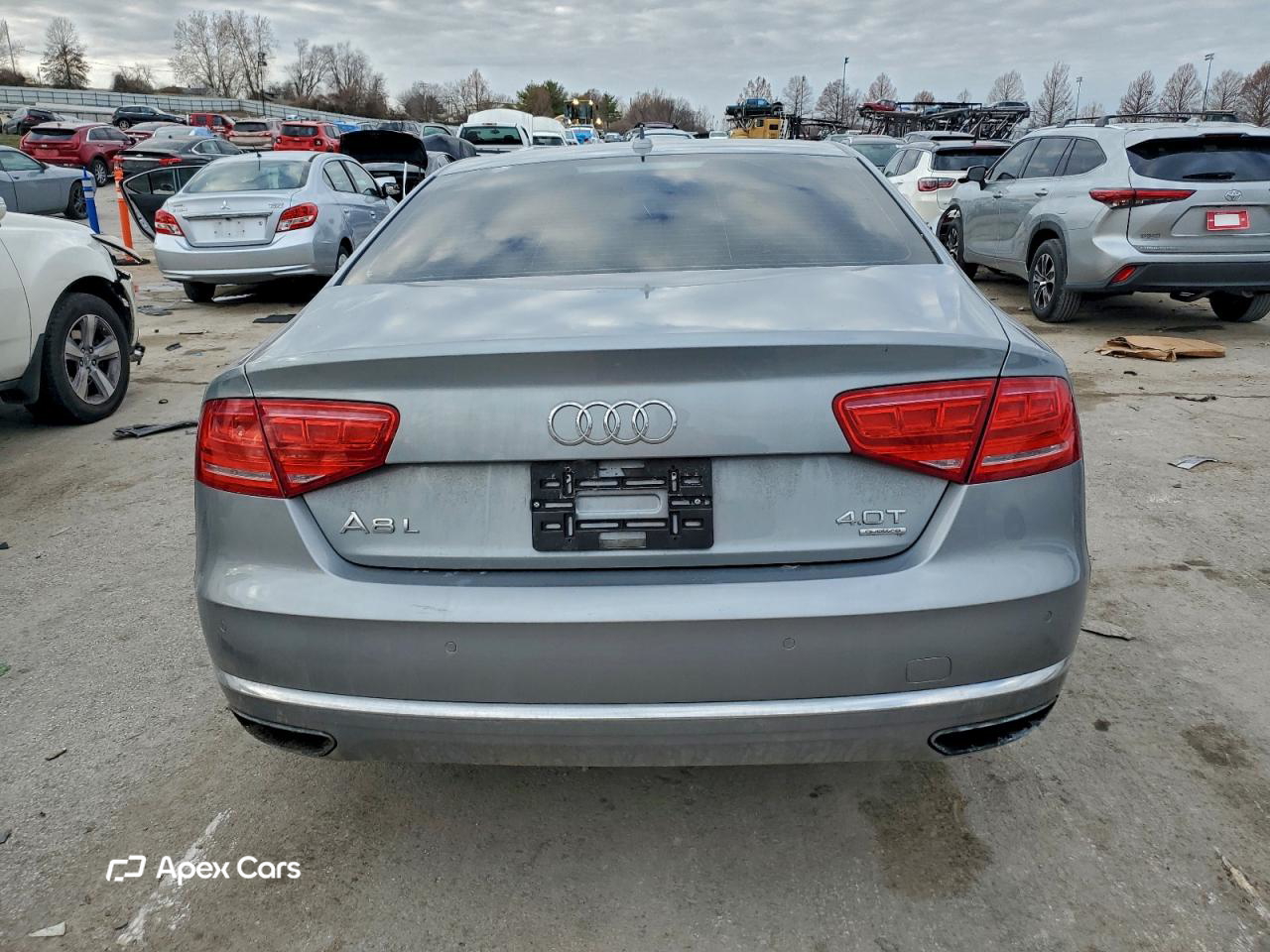 Audi A8 2013