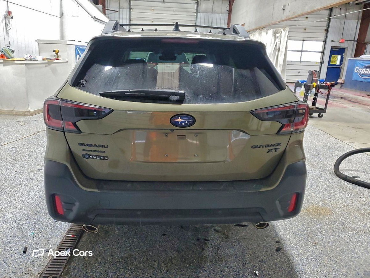 Subaru Outback 2021