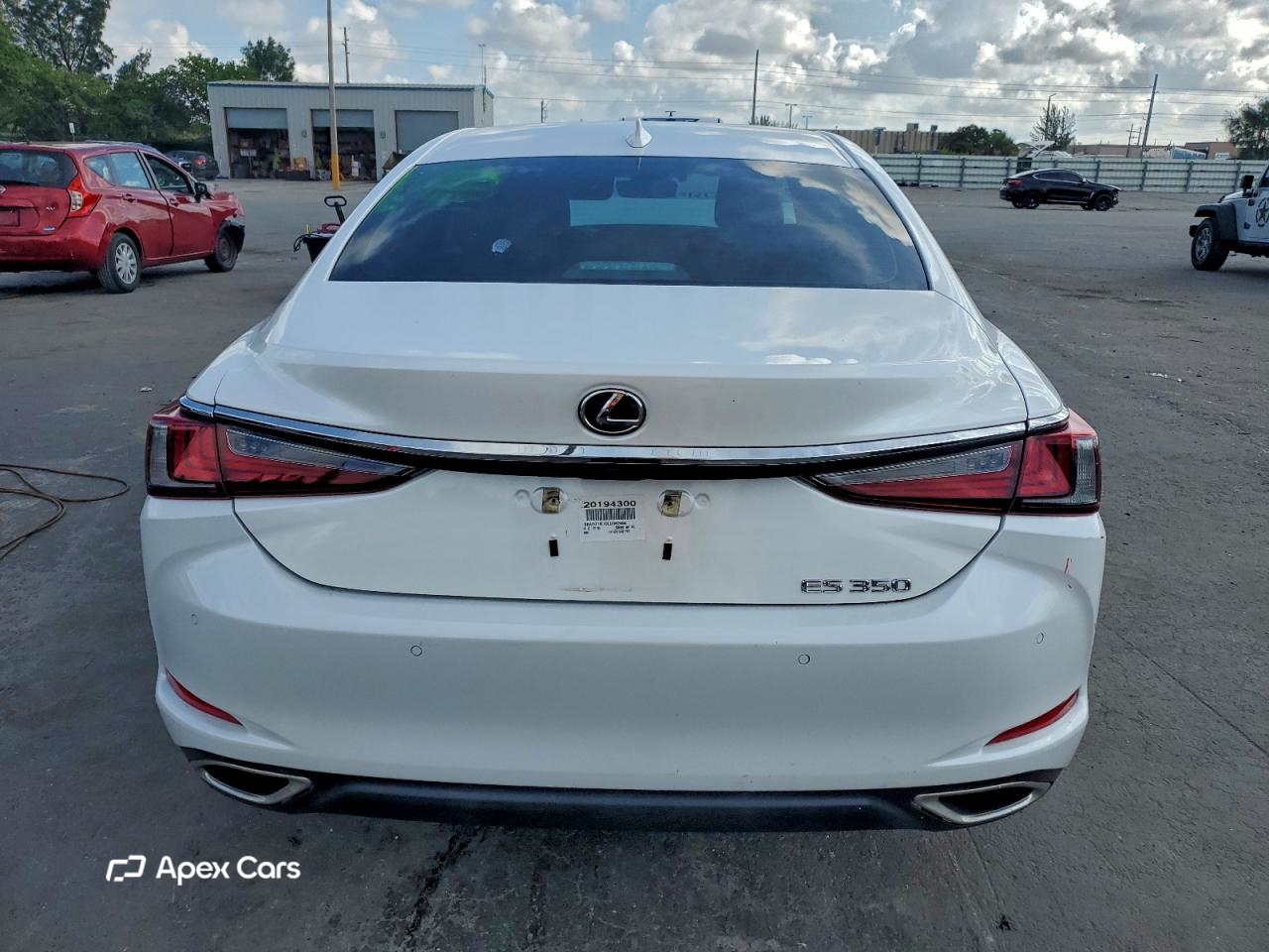 Lexus ES 2020