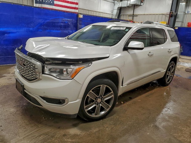 GMC Acadia 2017 - Image 1 of 15