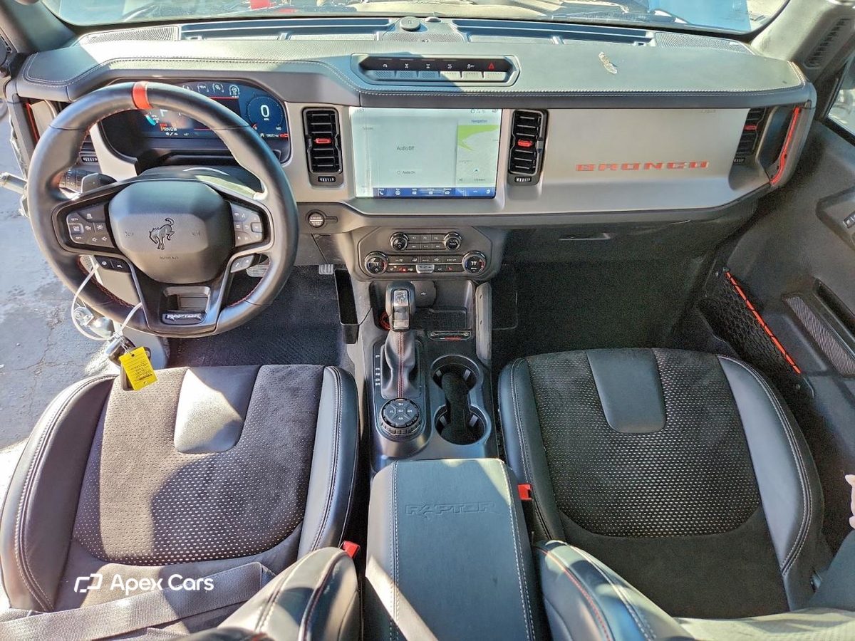 Ford Bronco 2024