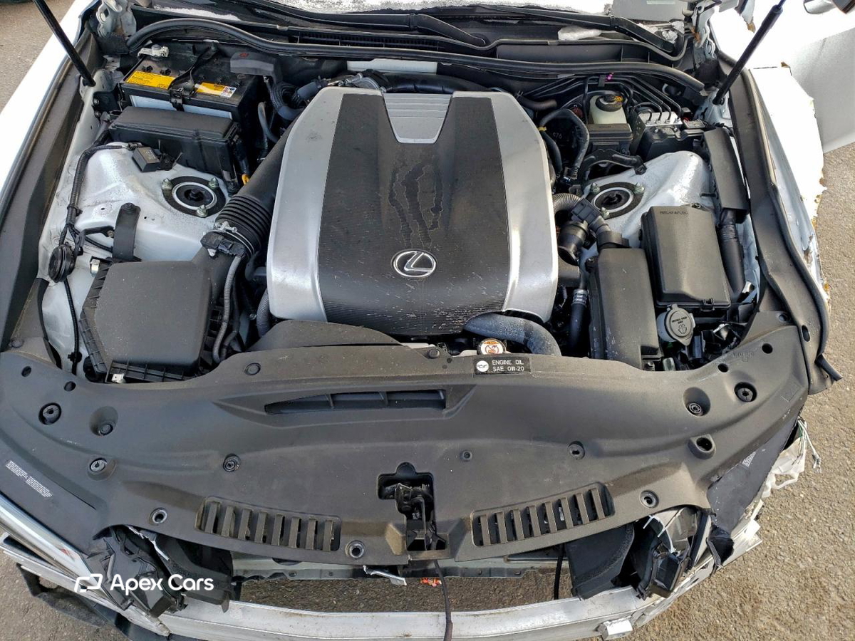 Lexus IS 2021