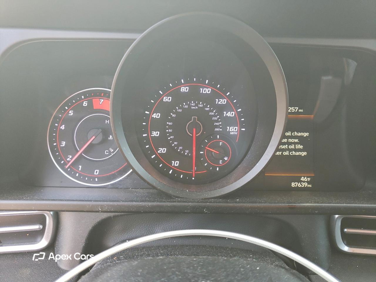 Hyundai Elantra 2023