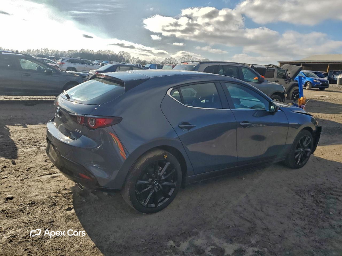 Mazda 3 2024