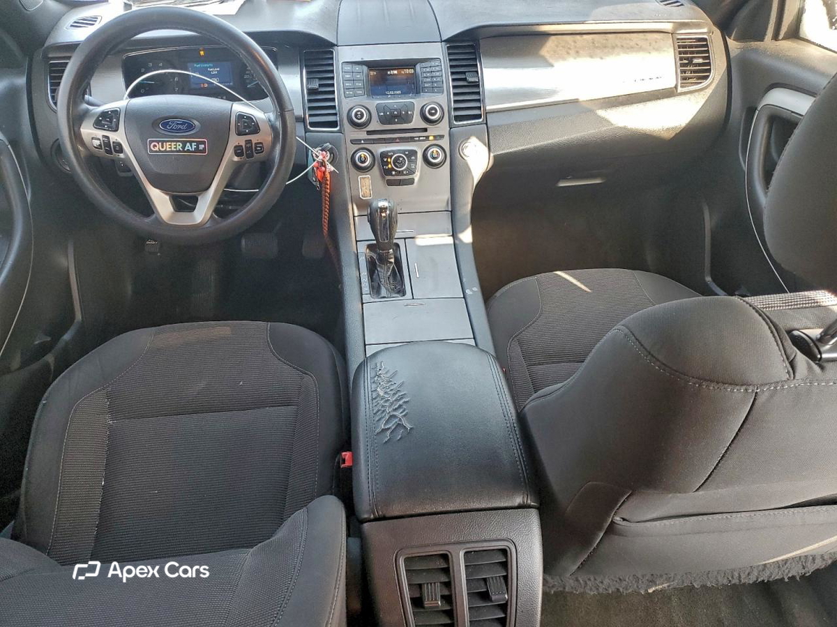 Ford Taurus 2015