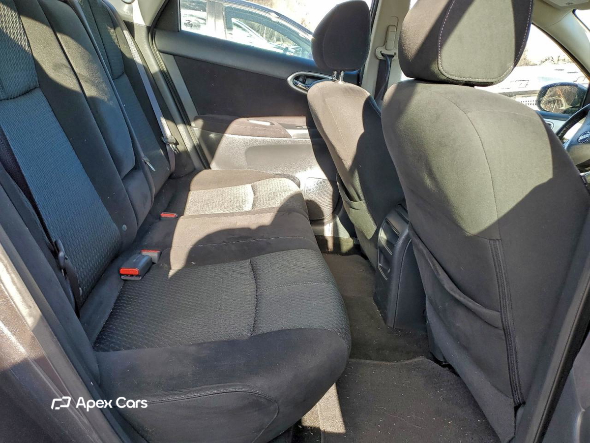 Nissan Sentra 2015
