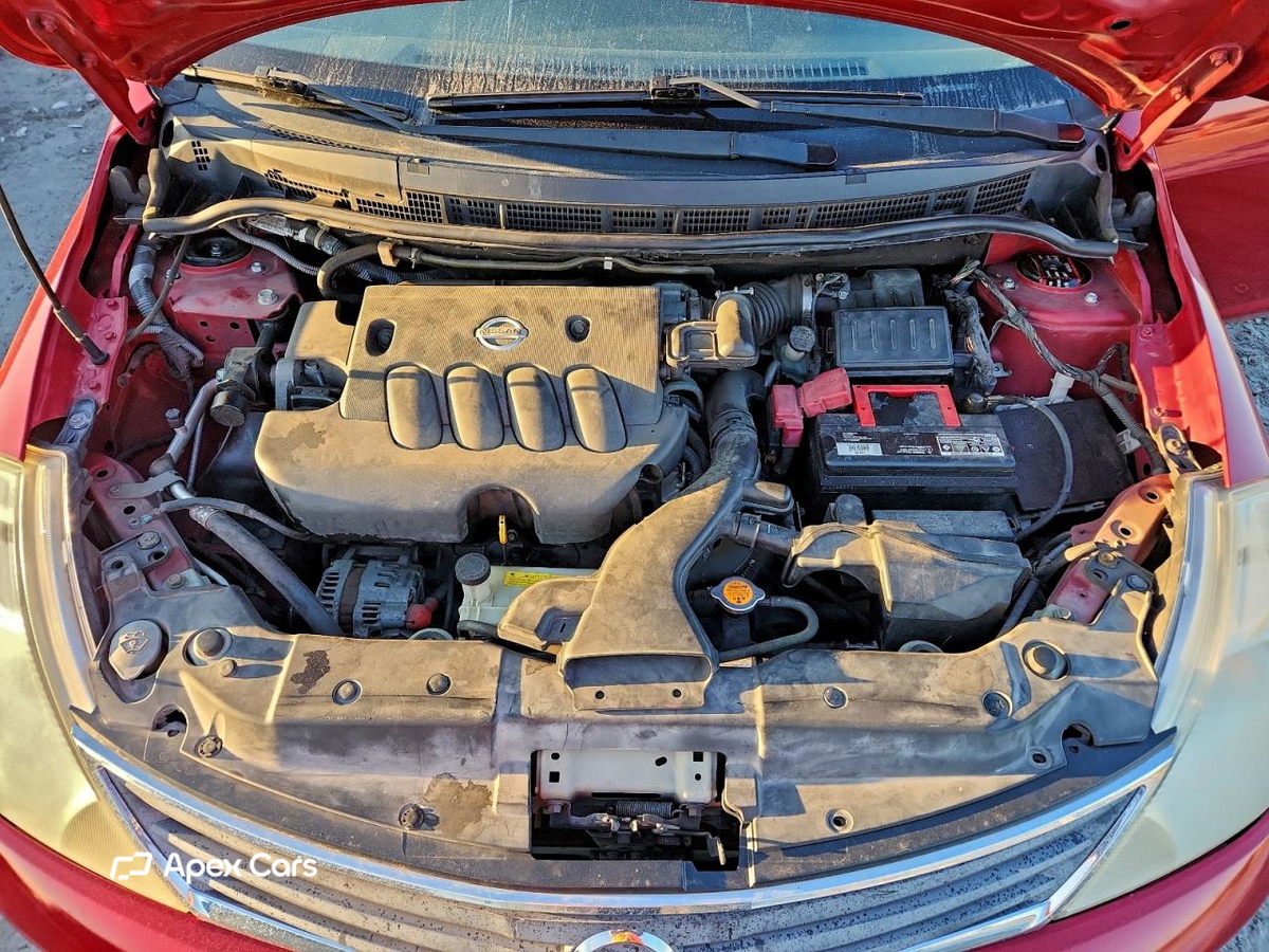 Nissan Versa 2011