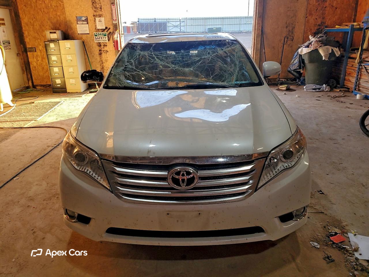 Toyota Avalon 2011