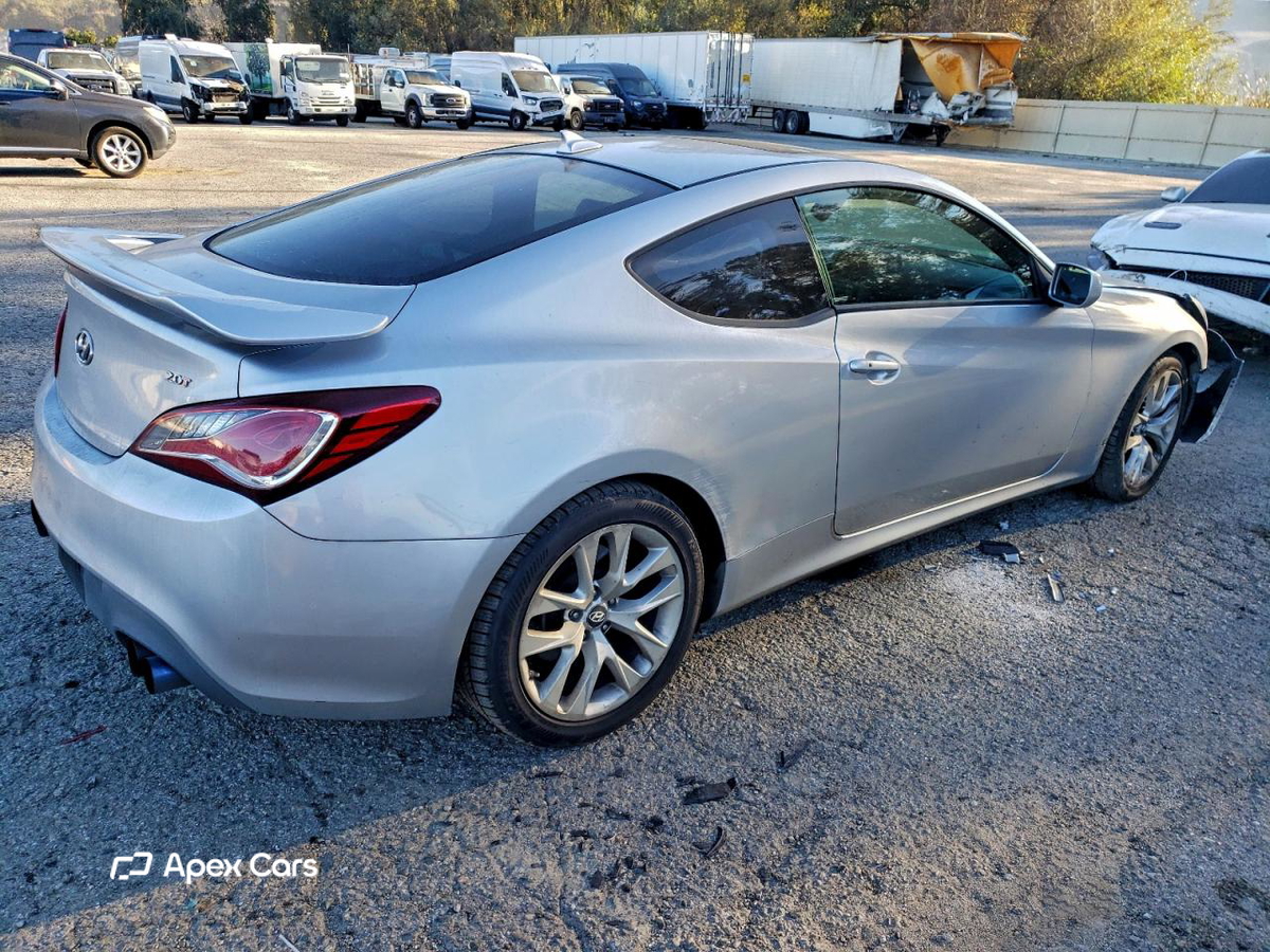 Hyundai Genesis Coupe 2013