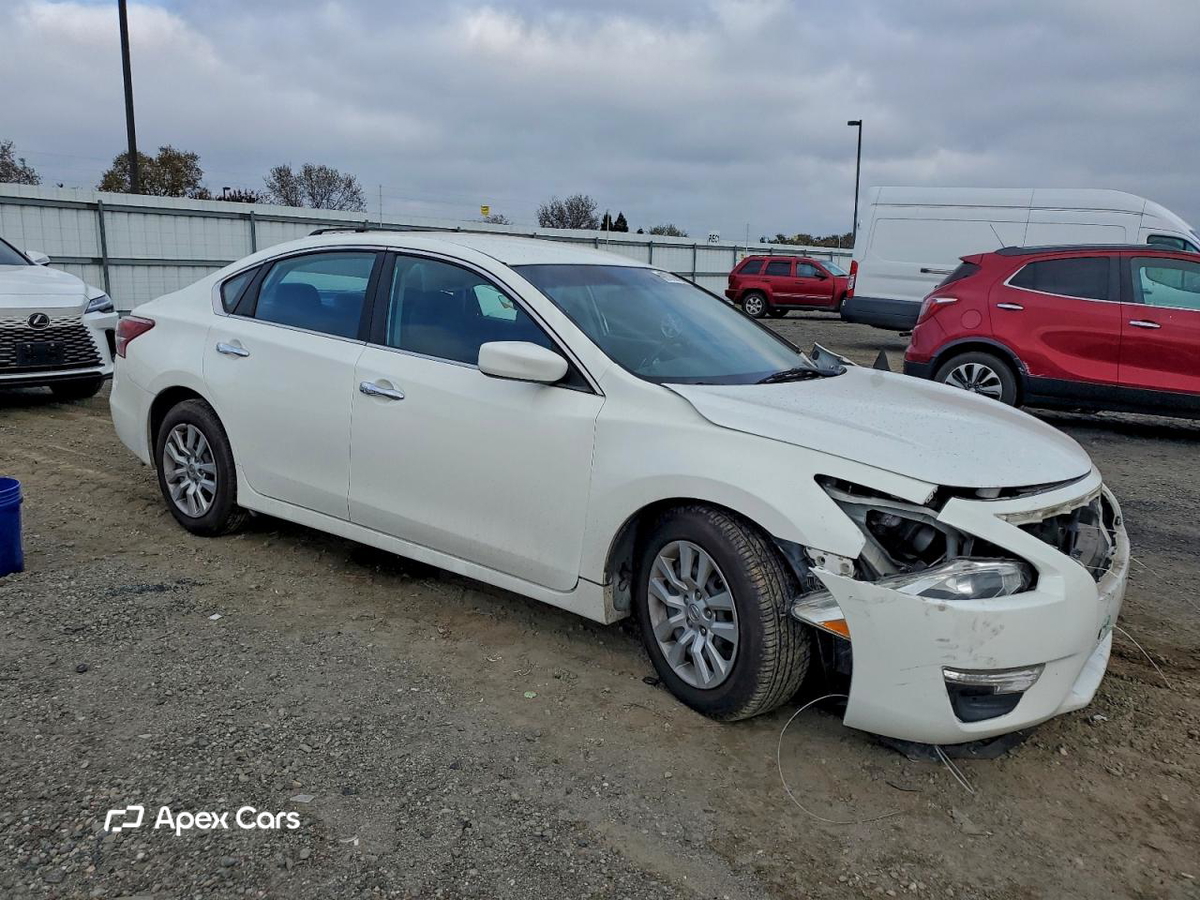 Nissan Altima 2015