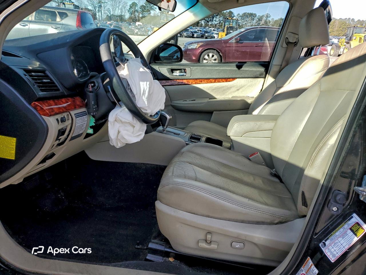Subaru Outback 2011