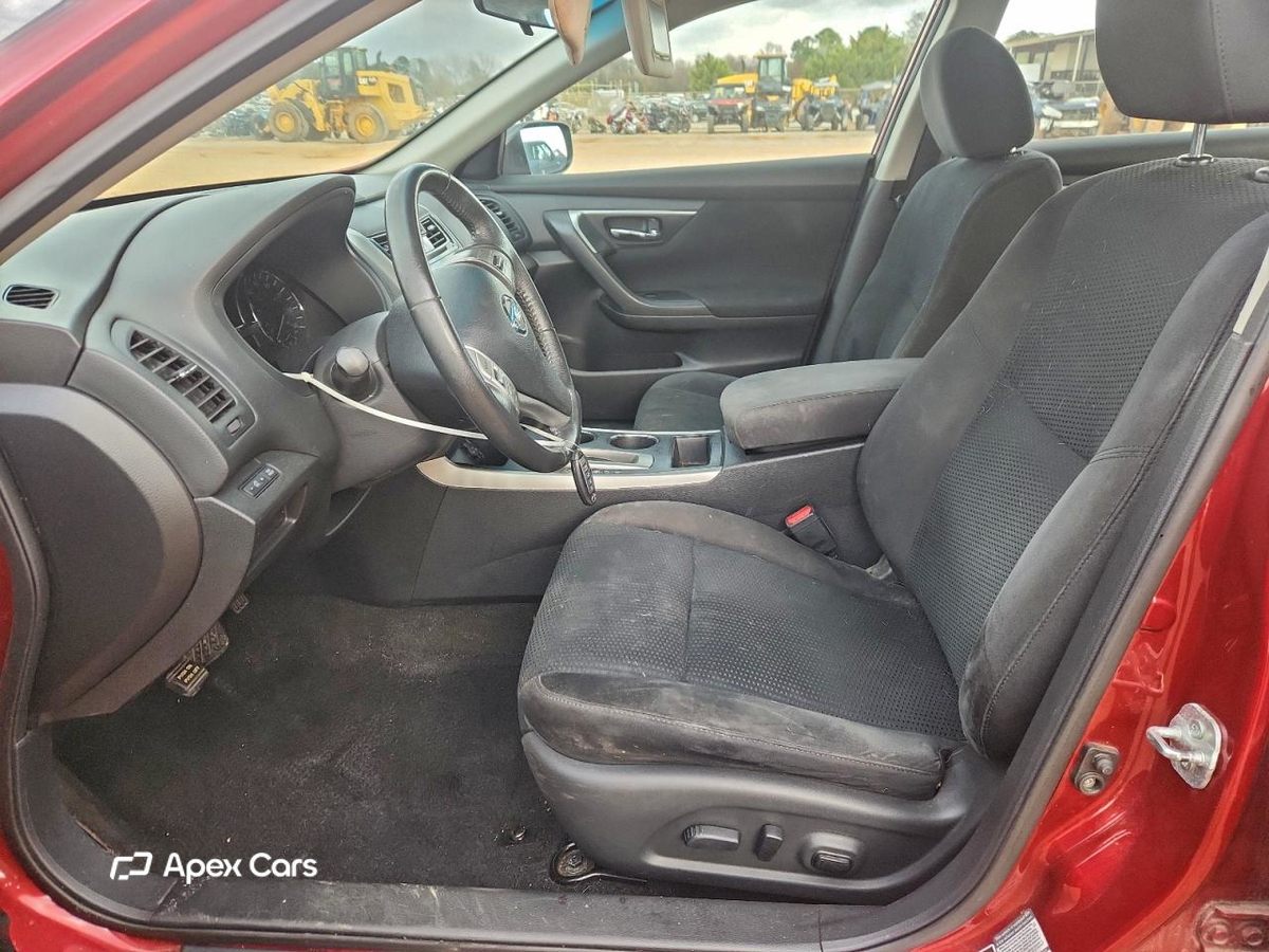 Nissan Altima 2015