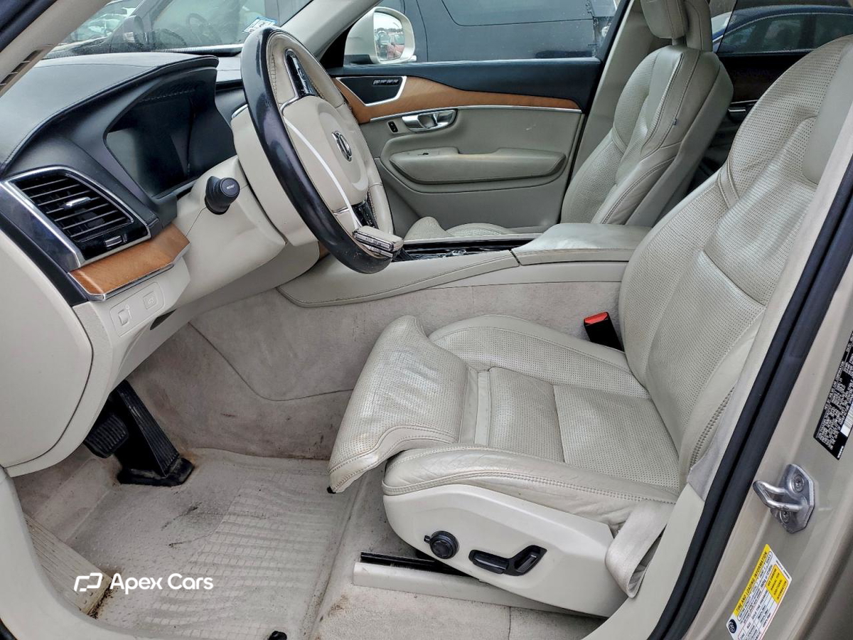 Volvo XC90 2016