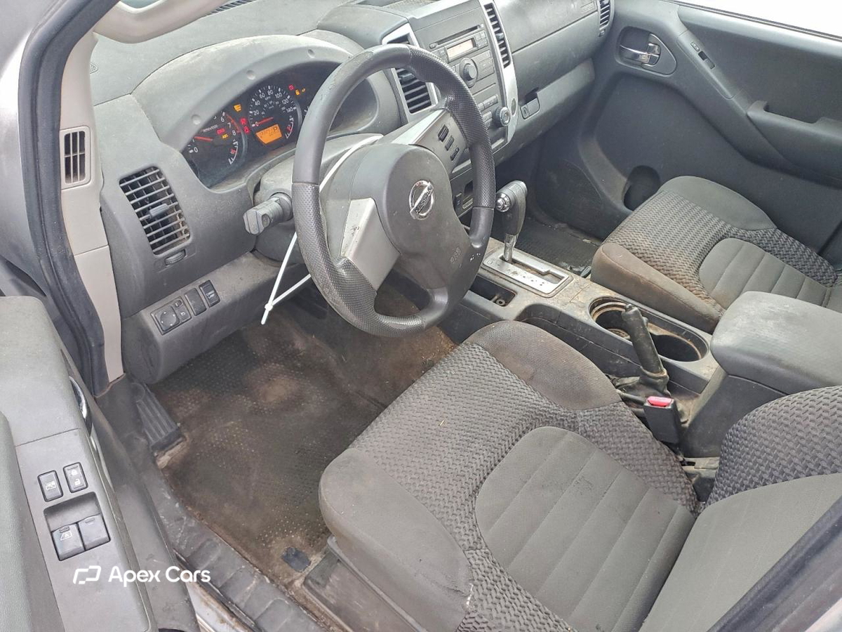 Nissan Navara (Frontier) 2010