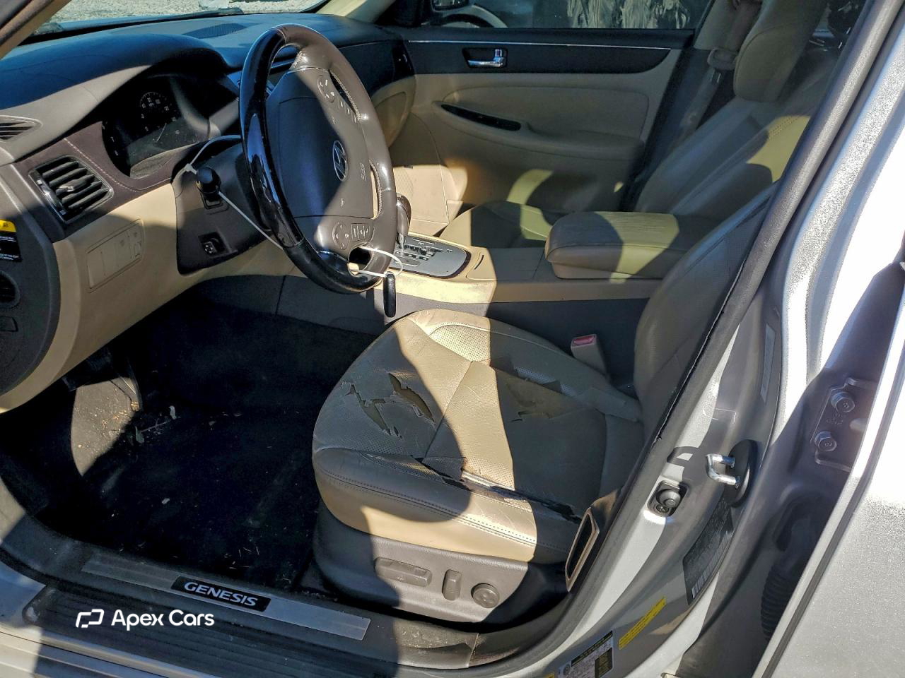 Hyundai Genesis 2010