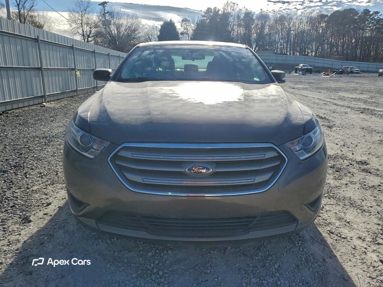 Ford Taurus 2016