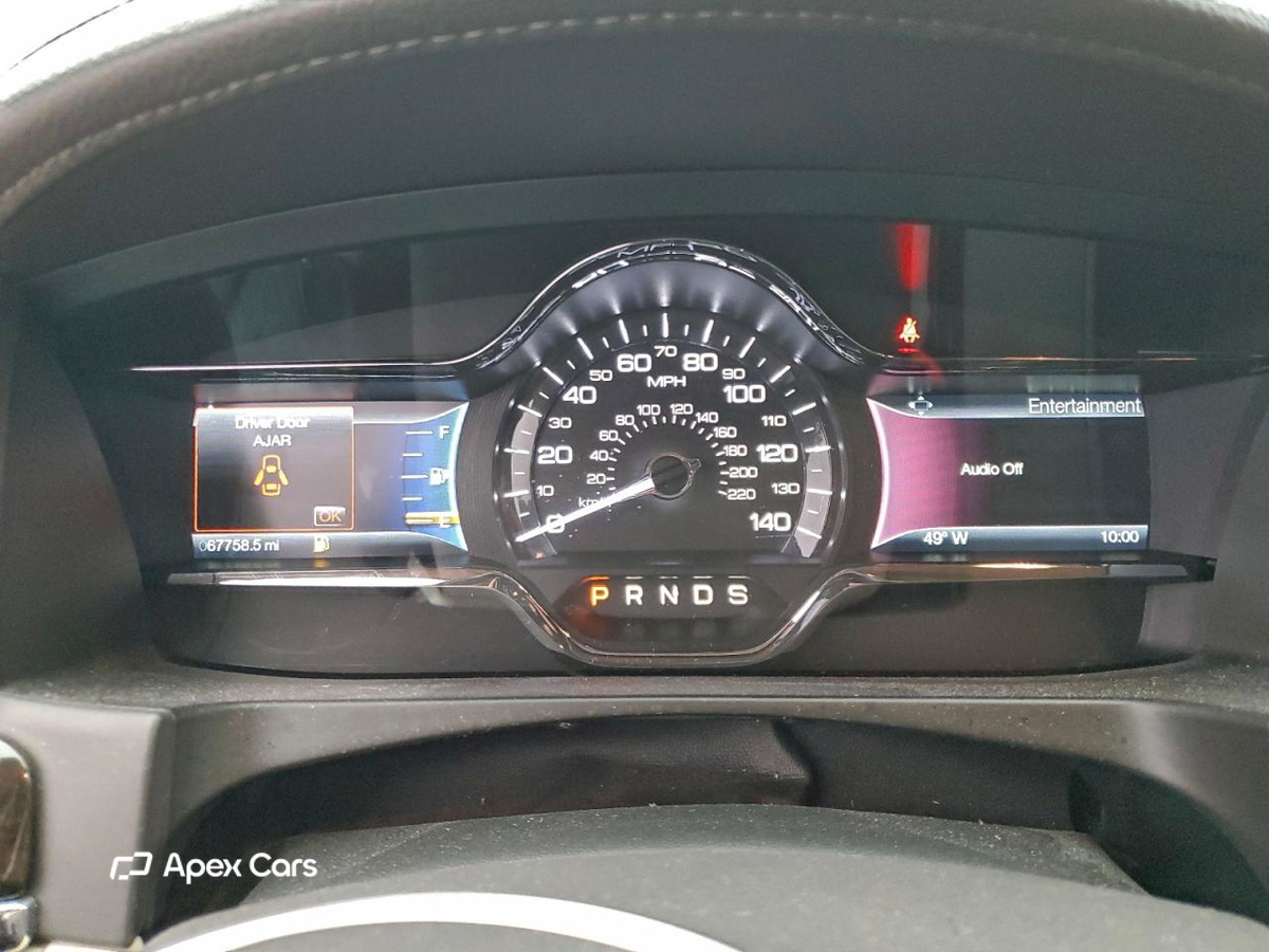 Lincoln MKS 2015