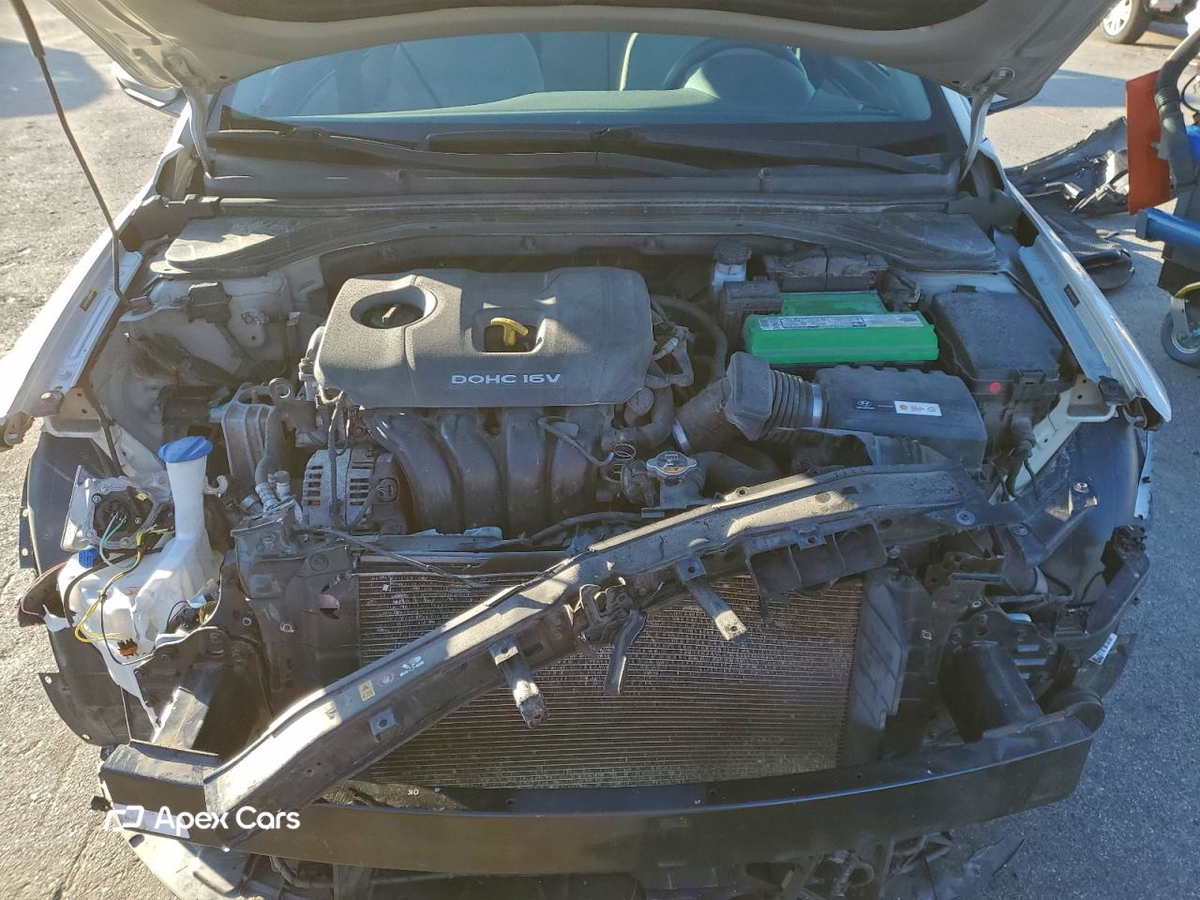 Hyundai Elantra 2017