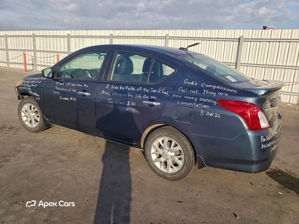 Nissan Versa 2017