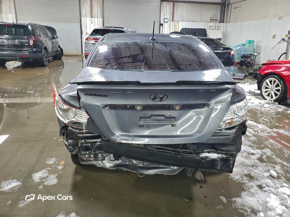 Hyundai Accent 2012