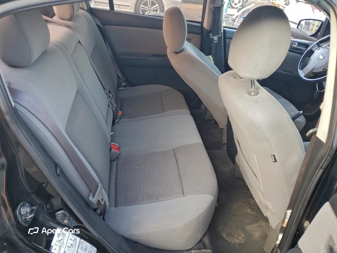 Nissan Sentra 2011