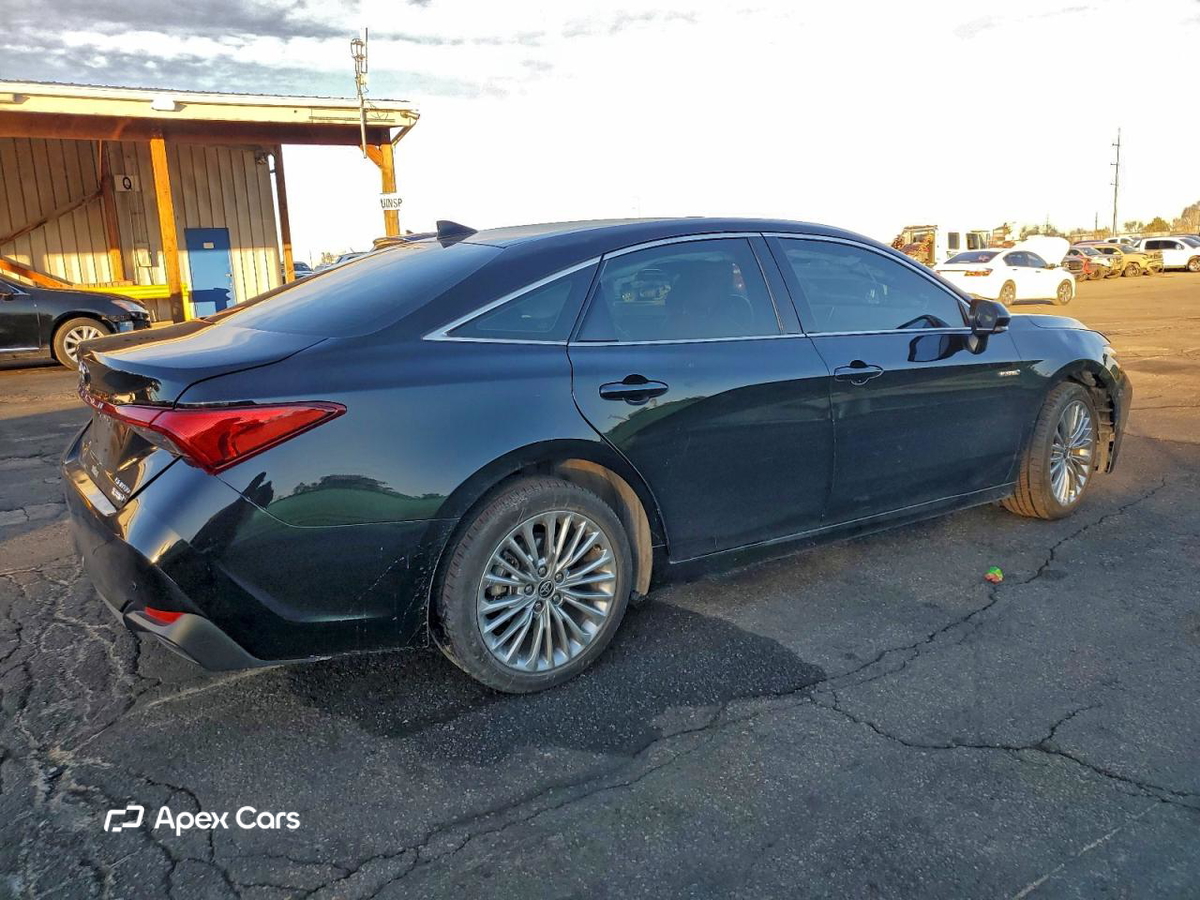 Toyota Avalon 2021