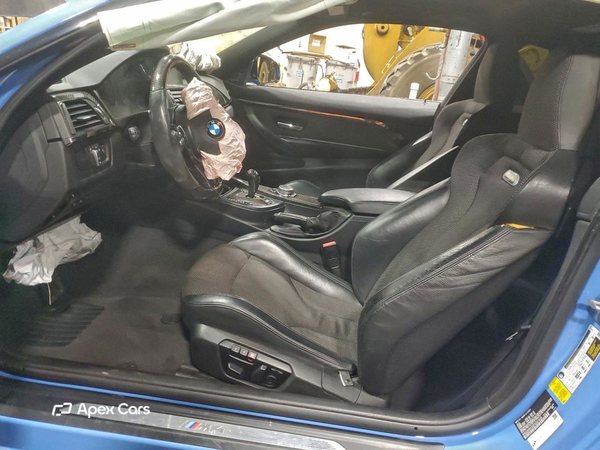 BMW M4 2015