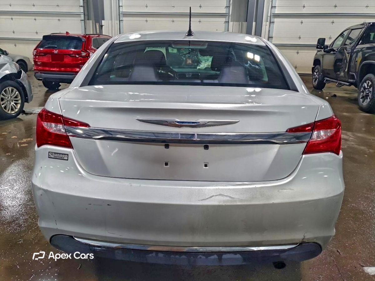 Chrysler 200 2012
